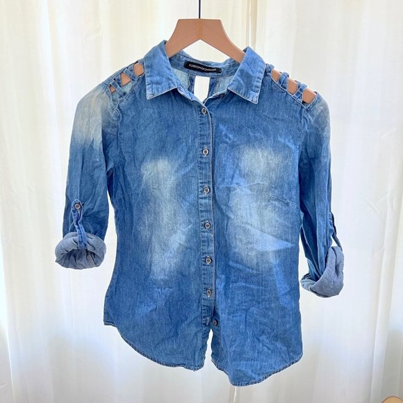 Foreign Exchange Fringe Lace Up Back Sleeve Adjust Loop Denim Shirt - Picture 1 of 7